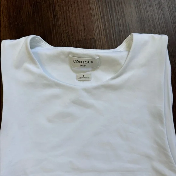 Aritzia Original Contour Muscle Tank White - Picture 3 of 3